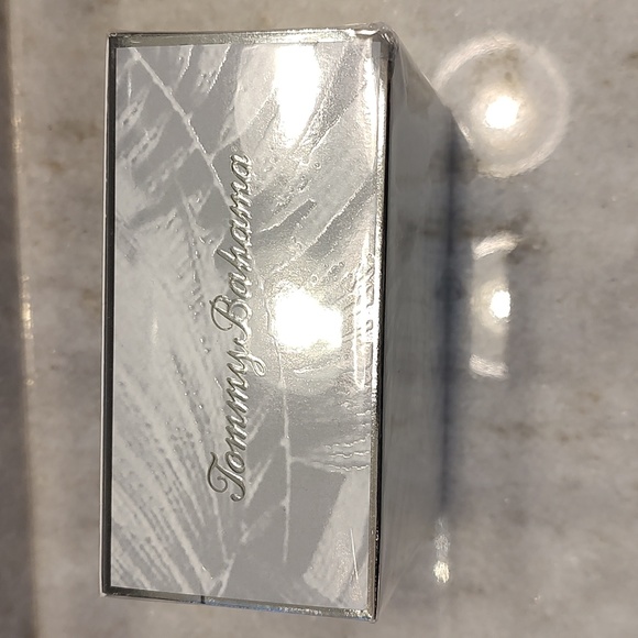 Tommy Bahama men's Very Cool cologne - Picture 4 of 5